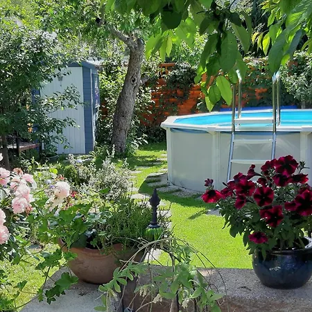 Апартаменты 